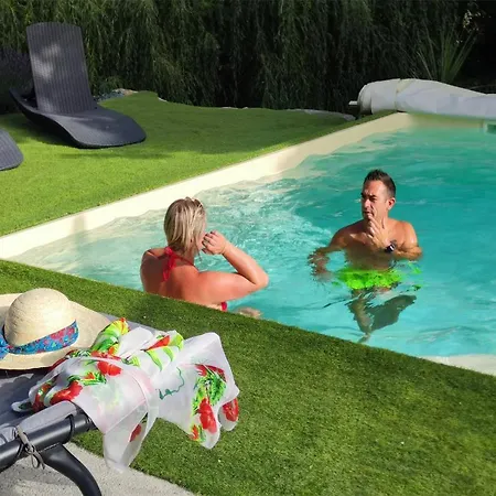 Dandelion Gorges Du Tarn Piscine Jacuzzi Riviere Vue Exceptionnelle Nature Design Mostuejouls